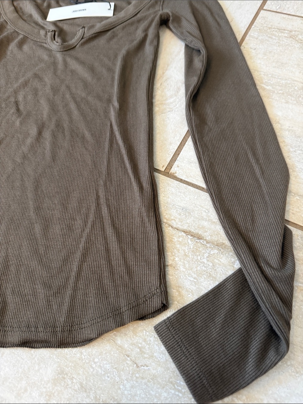 NWT Joah Brown Henley Long Sleeve Top - Picture 8 of 16